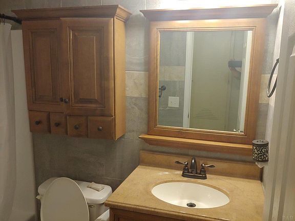 3rd image of 5071 Glover Ln