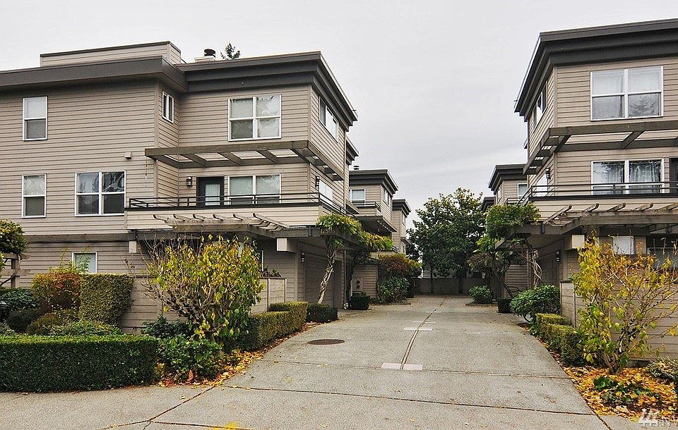 1st image of 12506 26th Ave NE #D110