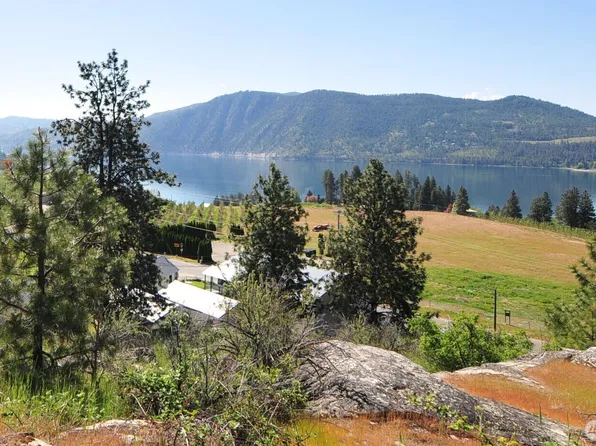 553 Summit Boulevard, Manson, WA 98831