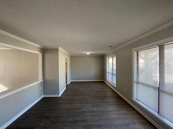 3rd image of 5115 Twin Woods Ave
