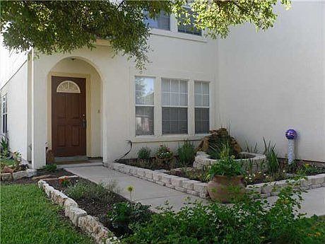 1st image of 2422 Glen Field Dr