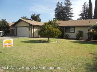 2246 S Memory St, Visalia, CA 93277