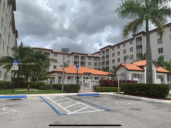 2nd image of 4420 NW 79th Ave APT 1F