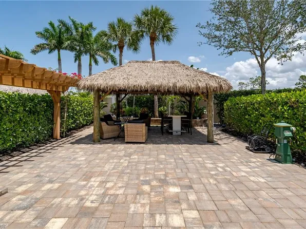 13615 Snook CIR, NAPLES, FL 34114