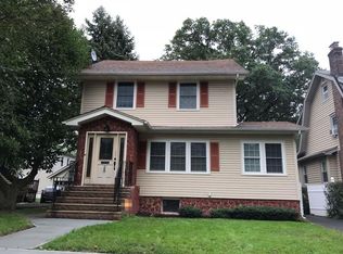 28 Meadowbrook Rd, Maplewood, NJ 07040