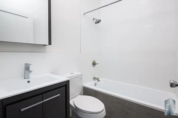 Rented by Skyline Group Real Estate | media 36