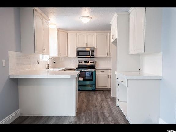 3rd image of 2052 S California Ave Unit 12
