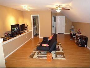 4th image of 7178 SE 67th St