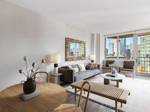 10 East 29th Street image 2 of 29