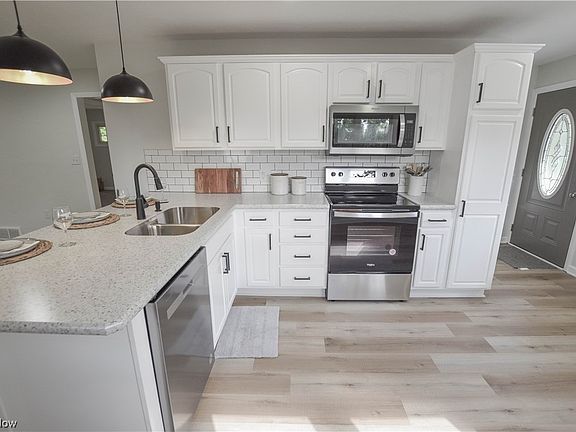 5th image of 5974 S Main St