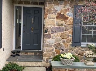 22 Stable Dr, Elverson, PA 19520