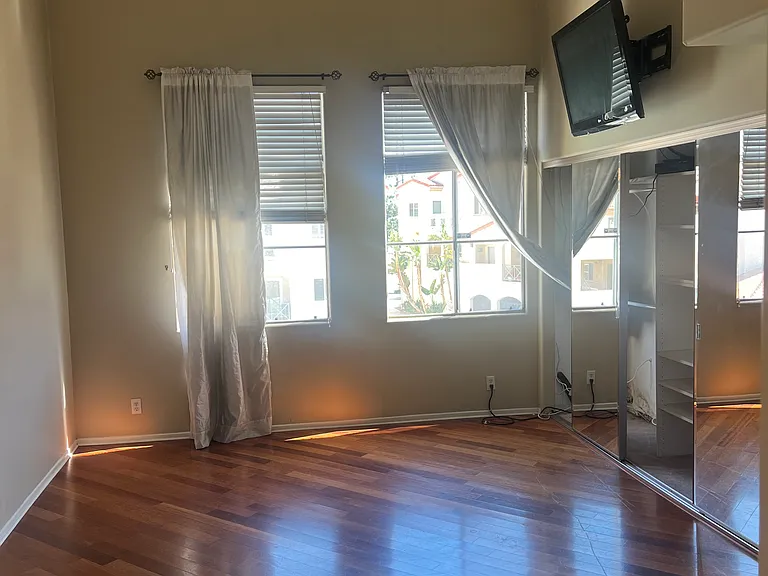 5500 Torrance Blvd #C — Photo 25