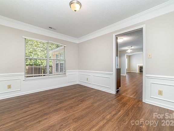 4th image of 3936 Yorkford Dr