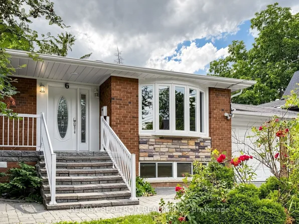 6 Albert St, Markham, ON L3P 2T2