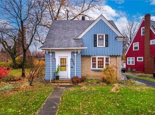 1034 Englewood Rd, Cleveland Heights, OH 44121