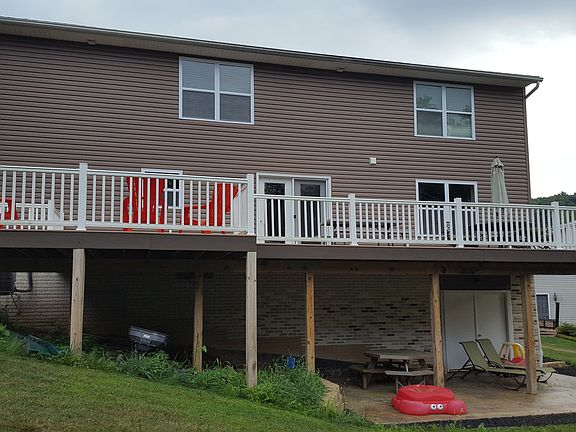 Rear Deck/Basement Patio
