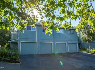 1901 Parkview Cir, Anchorage, AK 99501