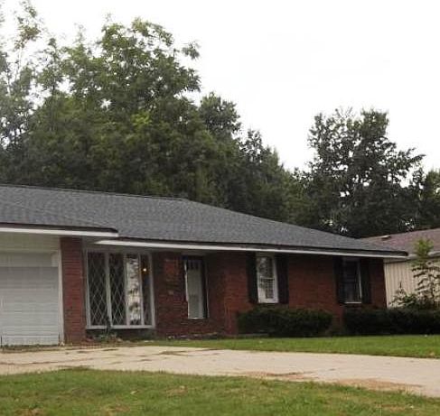 1st image of 3802 Meadow Oak Dr
