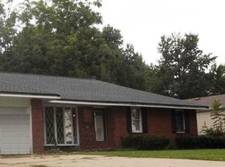 3802 Meadow Oak Dr, Saint Joseph, MO 64503