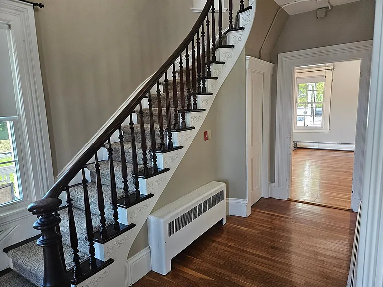 36 Pleasant St — Photo 13