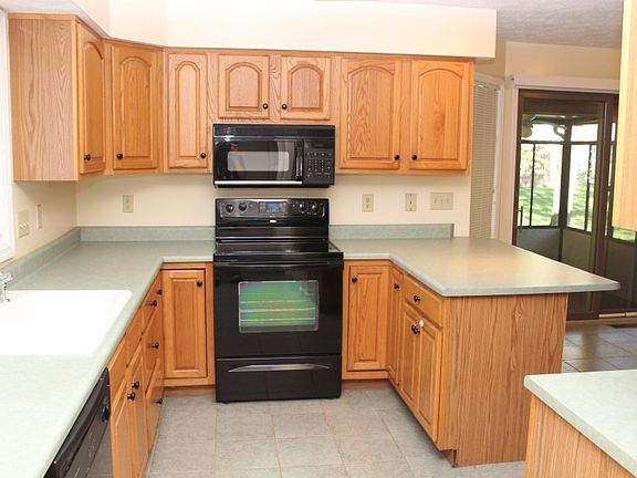 2nd image of 152 Westrock Farm Dr