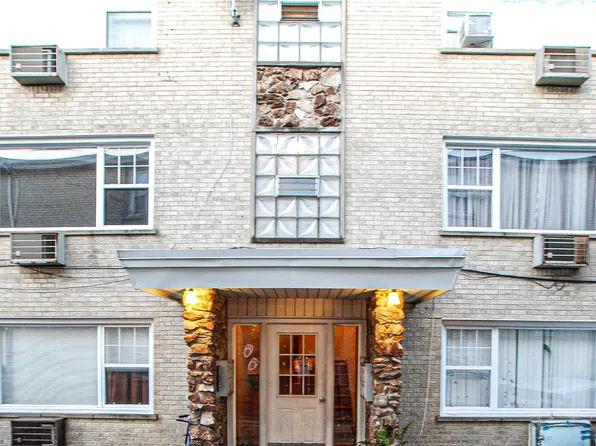 8706 W Summerdale Ave APT 3N, Chicago, IL 60656
