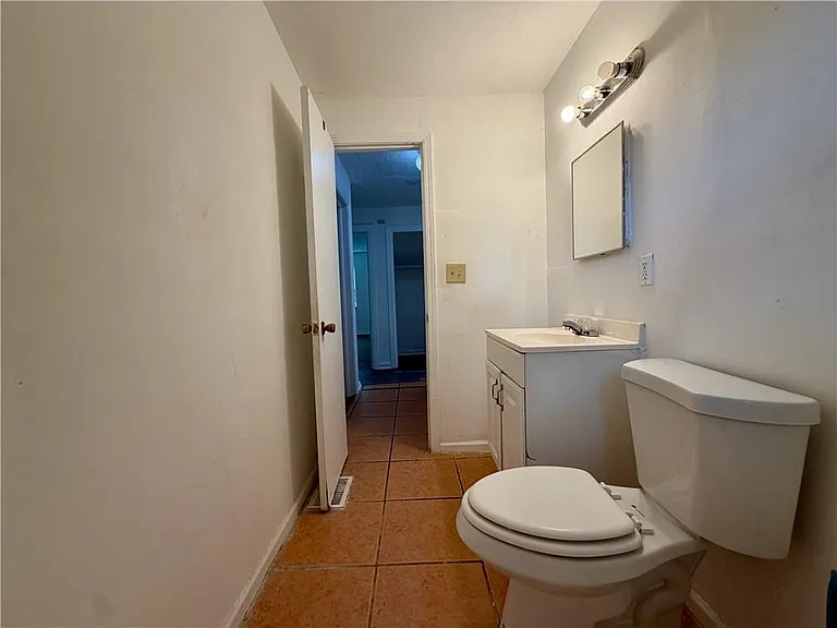 1070 Ollie Cir NW — Photo 17