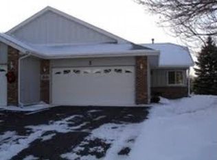 5 Oak Leaf Ln, Circle Pines, MN 55014