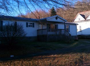 124 Wood St, Marietta, OH 45750