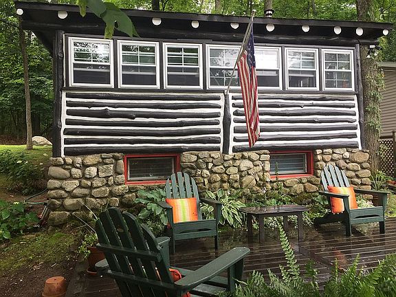 2nd image of 103 Lakeside Dr