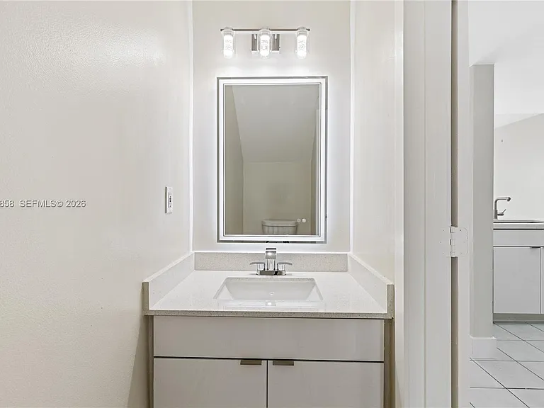 9187 Fontainebleau Blvd #405-5 — Photo 11