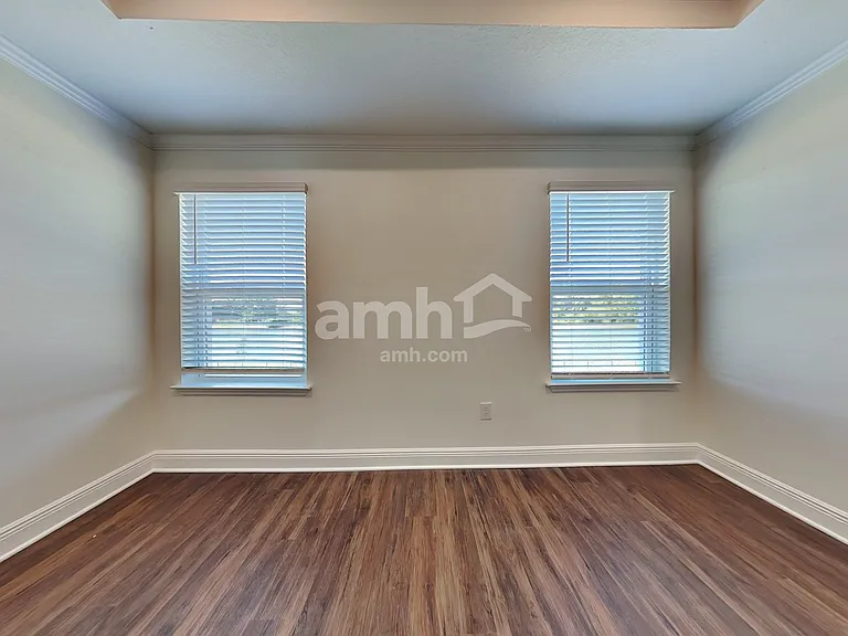27334 Saint Andrews Ave — Photo 13