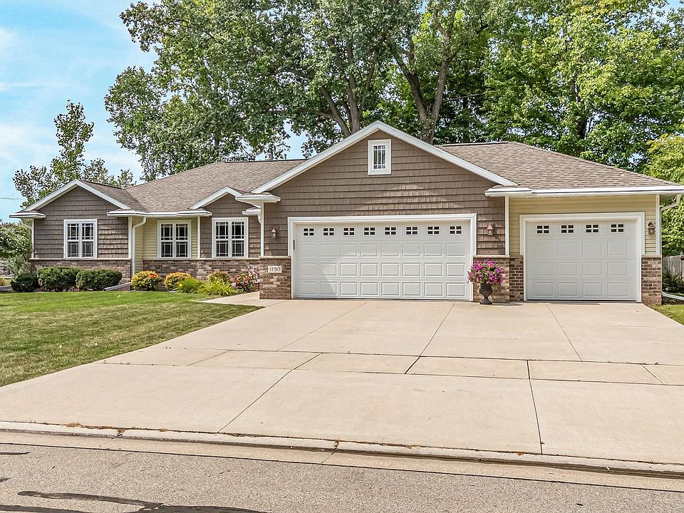 1st image of 1790 Garnet Ct