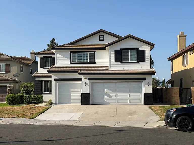 12427 Celebration Dr — Photo 2