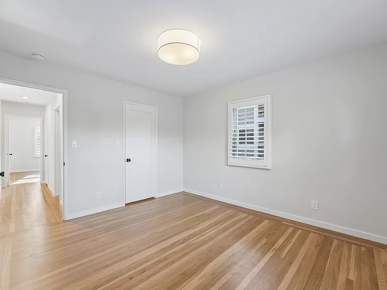 543 Liberty St — Photo 30