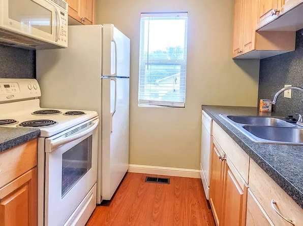 JAG Farmington North Apartments, 145 S 200 E APT 3, Farmington, UT 84025