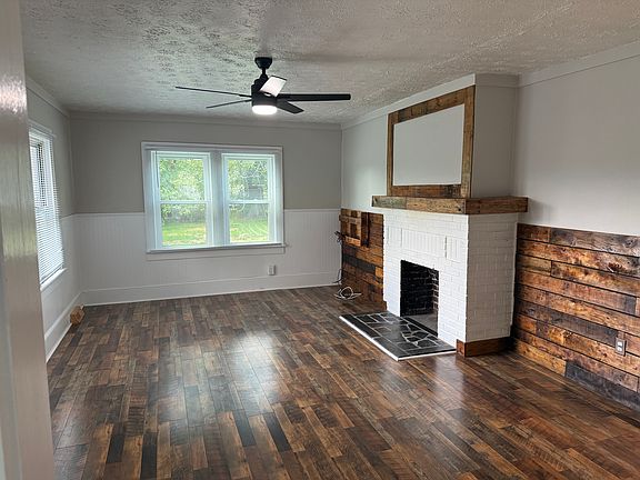 3rd image of 97 Ballew St