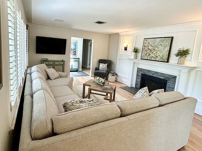 3092 S Josephine St — Photo 3