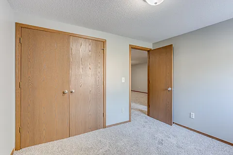 1008 E Karla Ct — Photo 23
