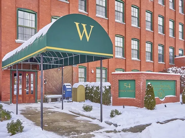 54 Green St APT 105, Leominster, MA 01453
