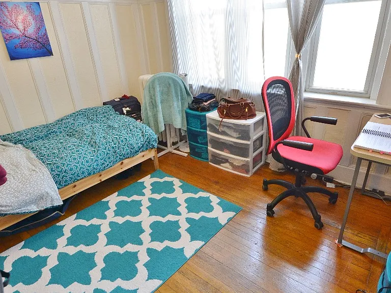 56 Queensberry St #4 — Photo 11