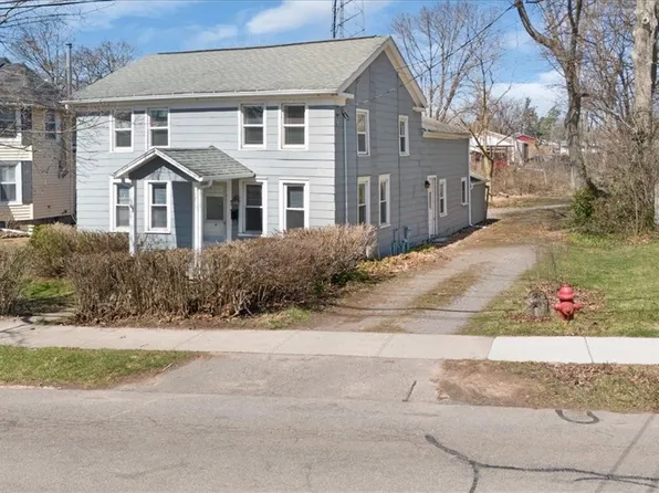 41 Liberty St, Brockport, NY 14420