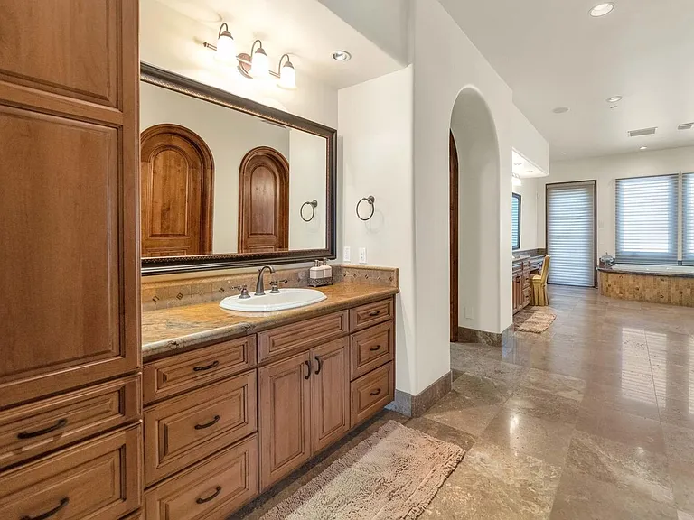 6730 E Sunnyvale Rd — Photo 17