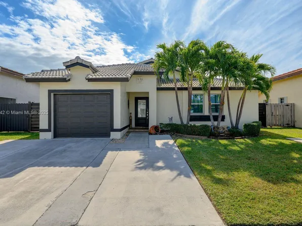 8526 SW 207th Ter, Cutler Bay, FL 33189