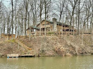 1155 S Shore Dr, Martinsville, IN 46151