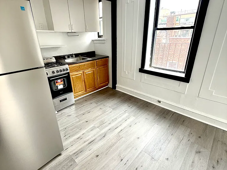 140-18 Ash Ave #6H — Photo 3