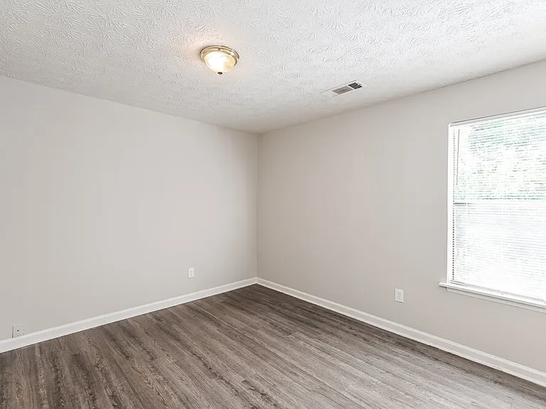 806 Durham Xing — Photo 12