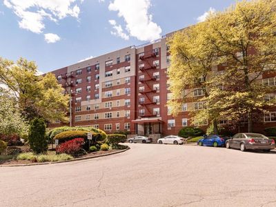 7 Balint Drive #714, Yonkers, NY, 10710