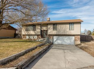 4030 W Severn Cir, South jordan, UT 84009