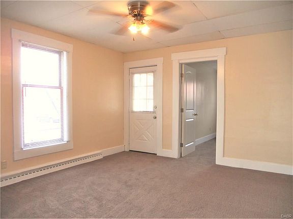 2nd image of 10 E Worley Ave